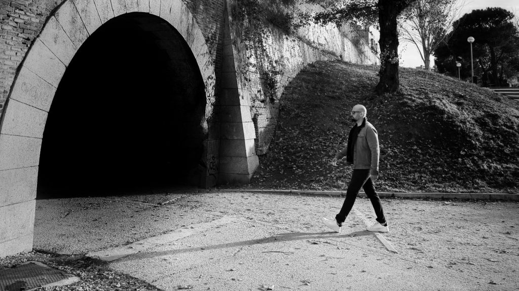 luis eloy entrando a su abismo personal